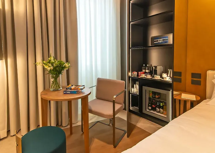 Hotel Domus Teatro Di Pompeo Roma