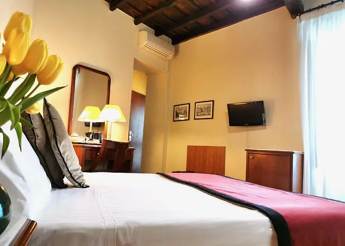Hotel Domus Teatro Di Pompeo 4*